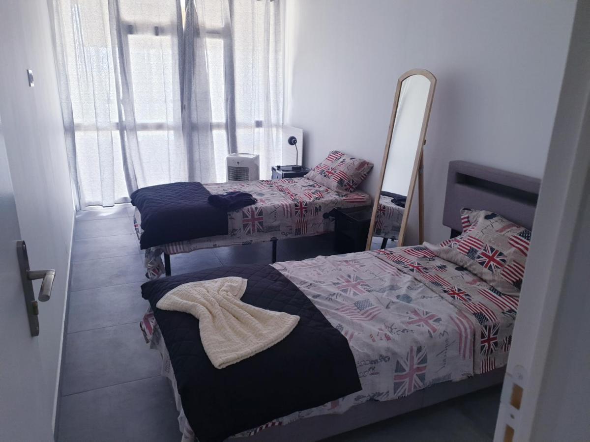 Big Flat Sea Vieuw 95 M2 5 Rooms Near Airport 5 Min Train 3 Min And Tram On Site, Beach 7 Min, 2 Showers And 2 Toilets , Neuf Grand Appartement 95 M2 5 Chambres Proche Aeroport 5 Min Train 3 Min Et Tramway Sur Place, Plage 7 Min 2 Douches Et 2 Wc Vue Nice Eksteriør billede