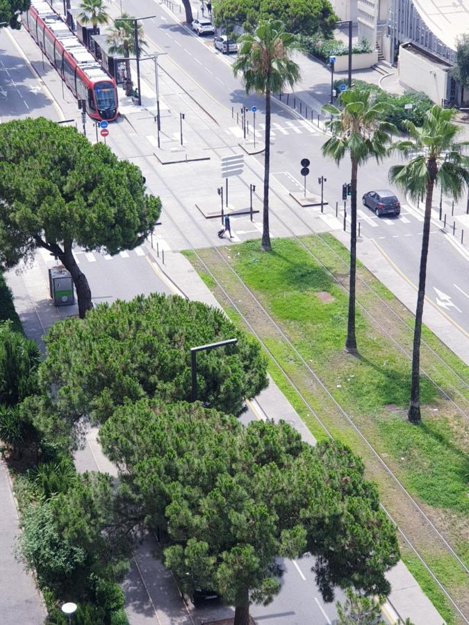Big Flat Sea Vieuw 95 M2 5 Rooms Near Airport 5 Min Train 3 Min And Tram On Site, Beach 7 Min, 2 Showers And 2 Toilets , Neuf Grand Appartement 95 M2 5 Chambres Proche Aeroport 5 Min Train 3 Min Et Tramway Sur Place, Plage 7 Min 2 Douches Et 2 Wc Vue Nice Eksteriør billede
