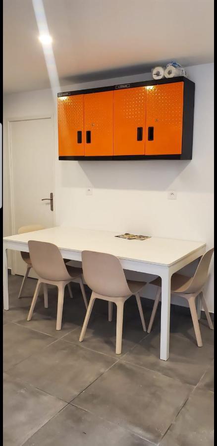 Big Flat Sea Vieuw 95 M2 5 Rooms Near Airport 5 Min Train 3 Min And Tram On Site, Beach 7 Min, 2 Showers And 2 Toilets , Neuf Grand Appartement 95 M2 5 Chambres Proche Aeroport 5 Min Train 3 Min Et Tramway Sur Place, Plage 7 Min 2 Douches Et 2 Wc Vue Nice Eksteriør billede
