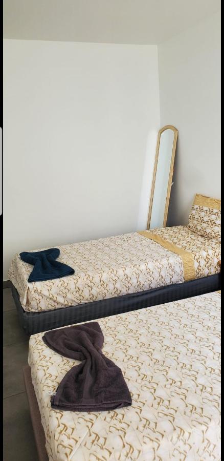Big Flat Sea Vieuw 95 M2 5 Rooms Near Airport 5 Min Train 3 Min And Tram On Site, Beach 7 Min, 2 Showers And 2 Toilets , Neuf Grand Appartement 95 M2 5 Chambres Proche Aeroport 5 Min Train 3 Min Et Tramway Sur Place, Plage 7 Min 2 Douches Et 2 Wc Vue Nice Eksteriør billede